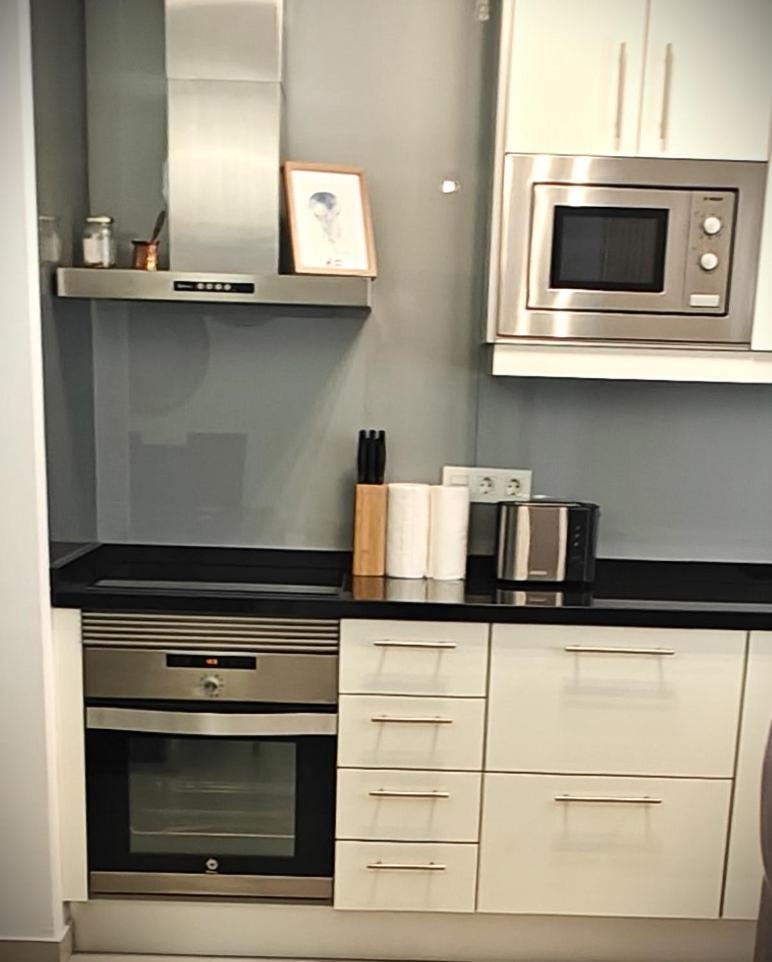 Sun Apartment - 3 Bedrooms, Priv Parking, Pool, Ac, Tv Channels, Fibre Net Los Cristianos  Εξωτερικό φωτογραφία