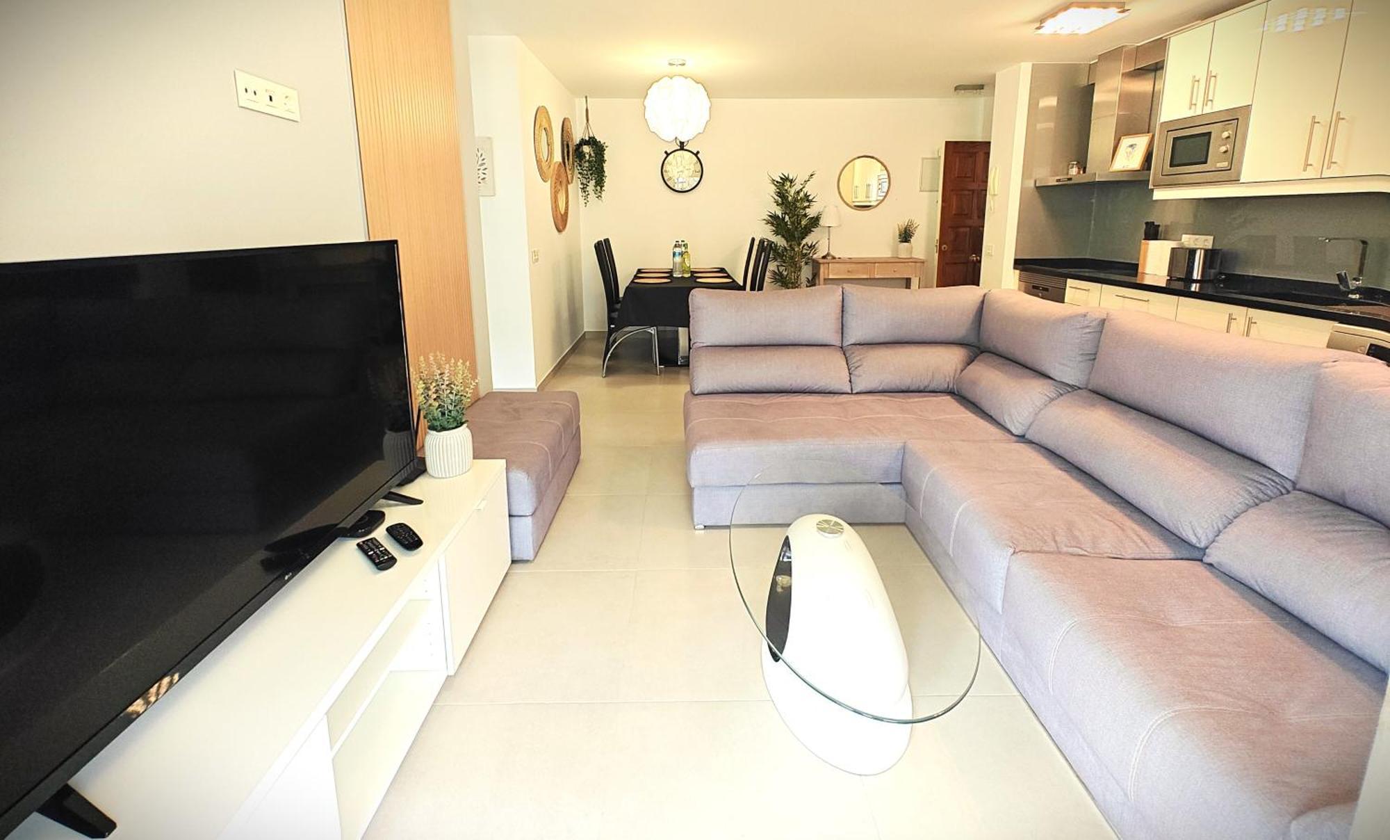 Sun Apartment - 3 Bedrooms, Priv Parking, Pool, Ac, Tv Channels, Fibre Net Los Cristianos  Εξωτερικό φωτογραφία