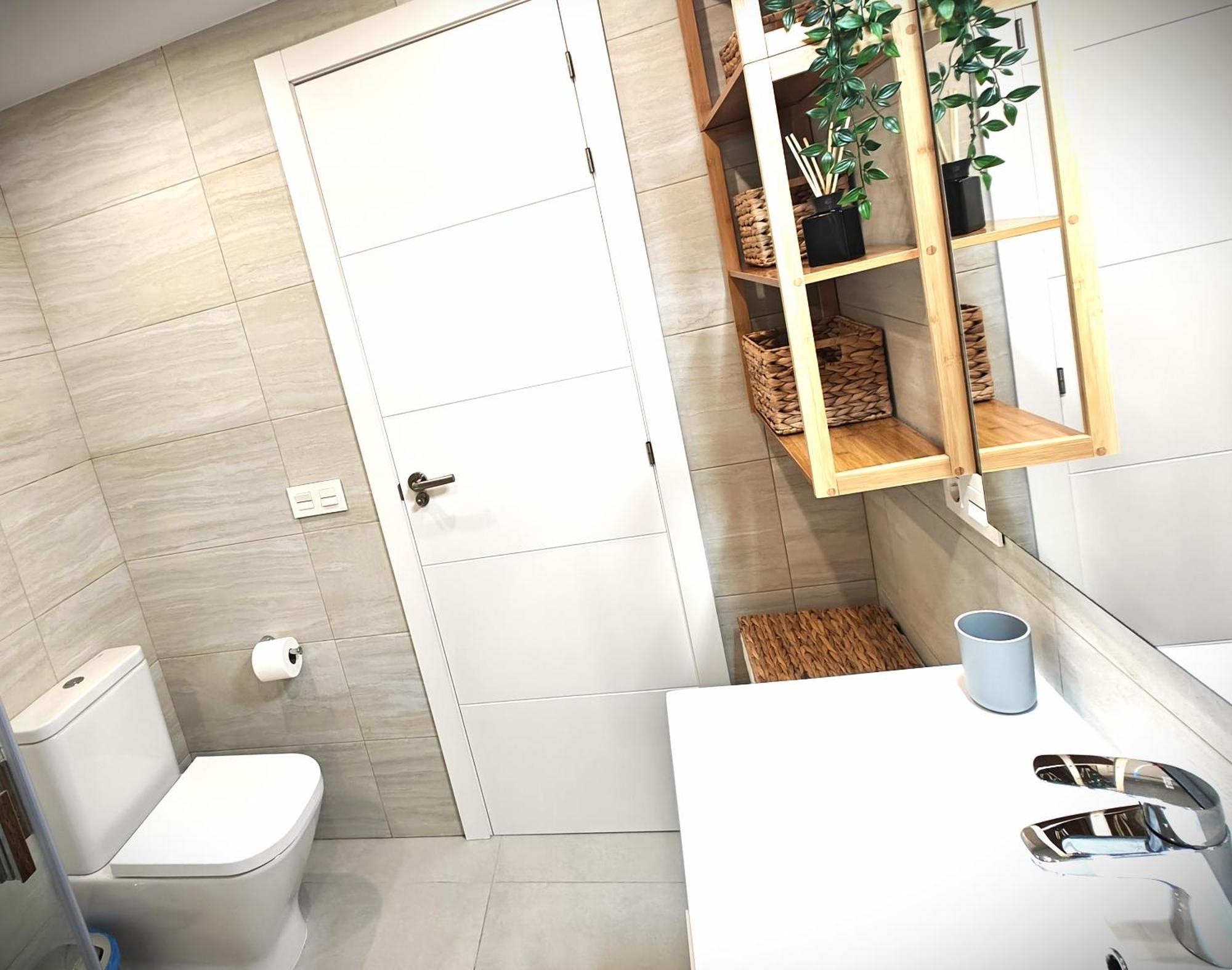 Sun Apartment - 3 Bedrooms, Priv Parking, Pool, Ac, Tv Channels, Fibre Net Los Cristianos  Εξωτερικό φωτογραφία