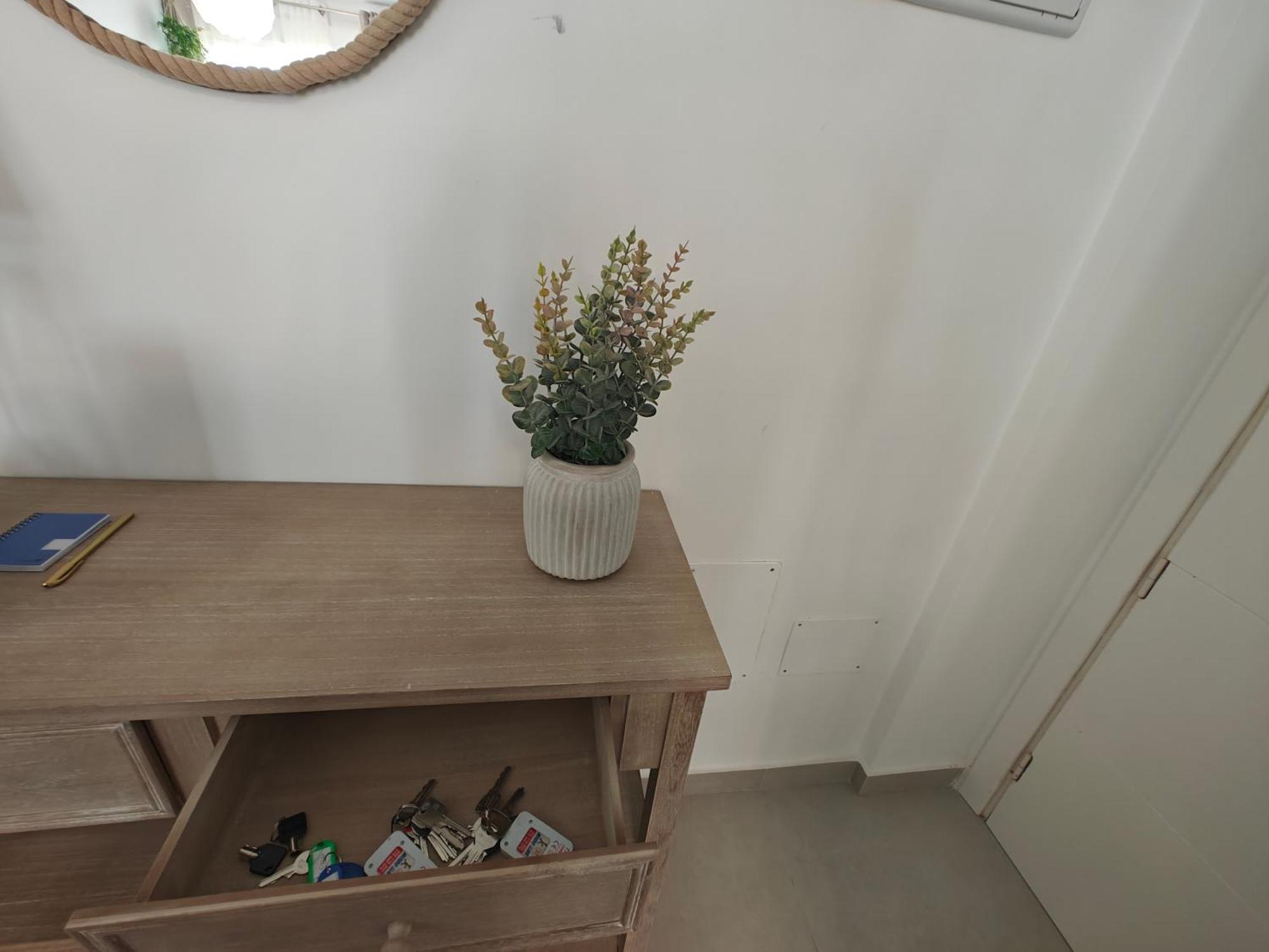 Sun Apartment - 3 Bedrooms, Priv Parking, Pool, Ac, Tv Channels, Fibre Net Los Cristianos  Εξωτερικό φωτογραφία