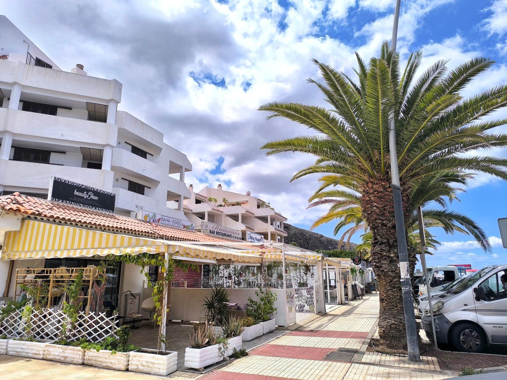 Sun Apartment - 3 Bedrooms, Priv Parking, Pool, Ac, Tv Channels, Fibre Net Los Cristianos  Εξωτερικό φωτογραφία